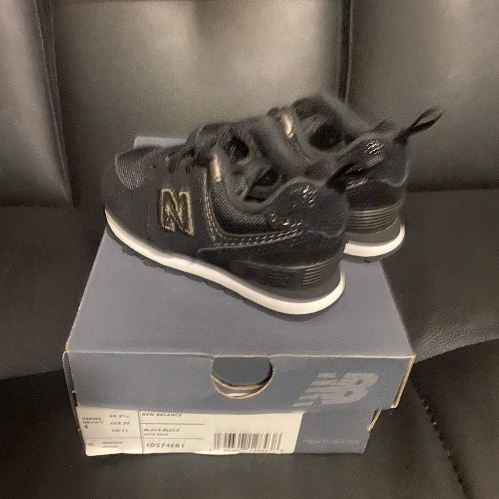New Balance 574